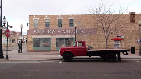 Standin' on the Corner Park, Winslow